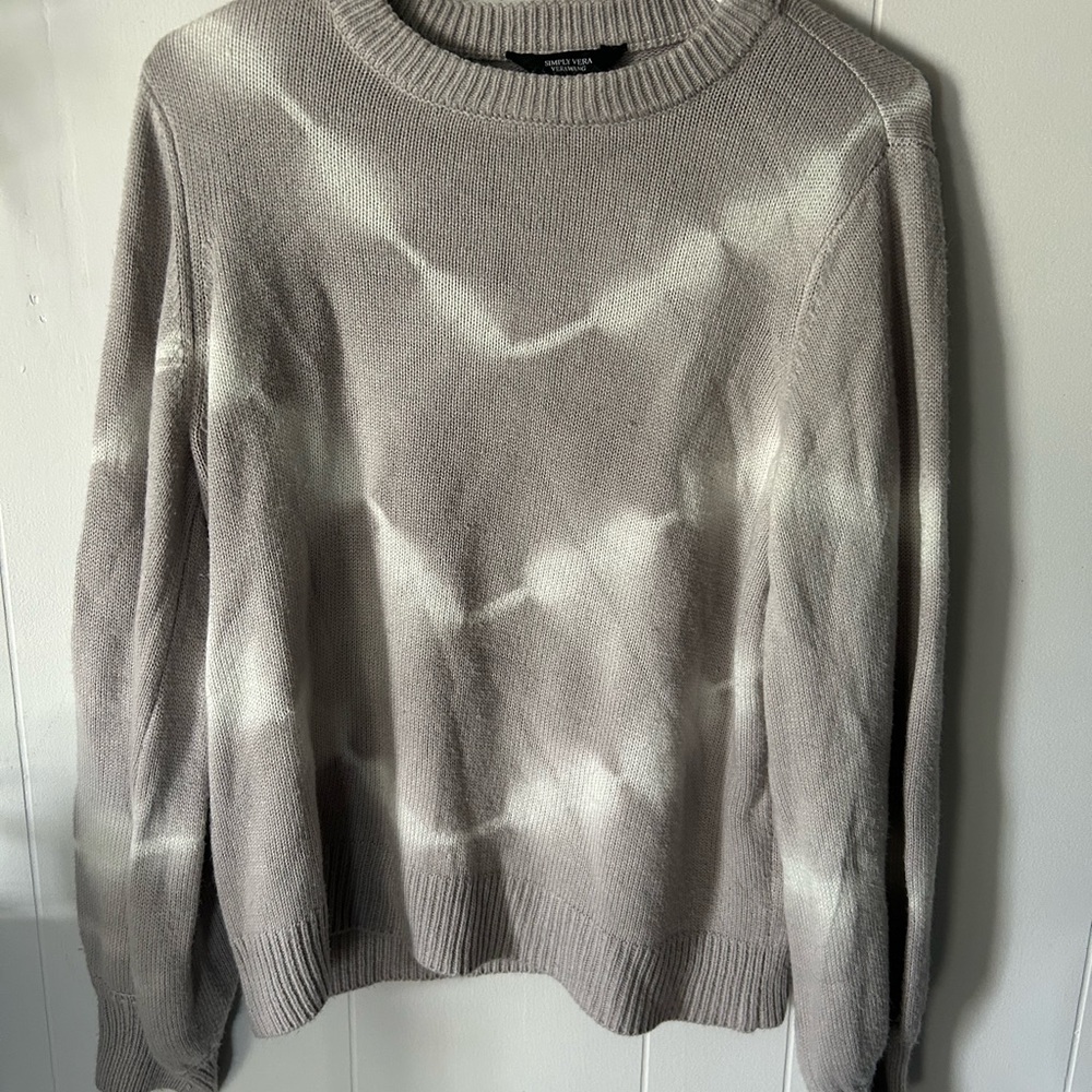 Simply Vera VeraWang Light Gray/Purple Sweater